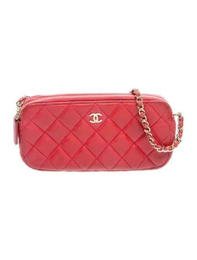 Pre-owned Chanel Small Cc Quilted Clutch In Red