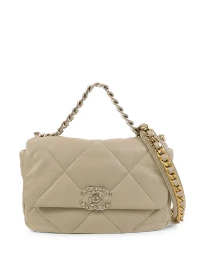 Pre-owned Chanel Small  19 Shoulder Bag In Green