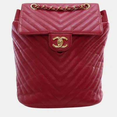 Pre-owned Chanel Small Chevron Calfskin Urban Spirit Backpack In Red