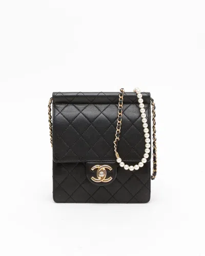 Pre-owned Chanel Small Chic Pearls Flap Bag In Black