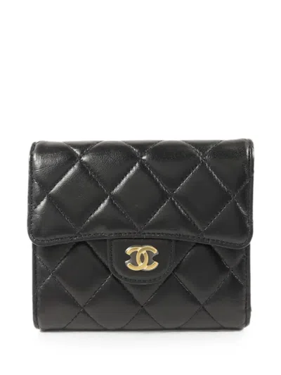Pre-owned Chanel Small Classic Wallet In Black