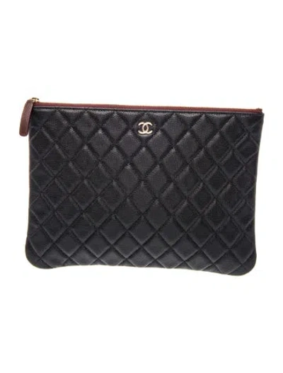 Pre-owned Chanel Small O-case In Black