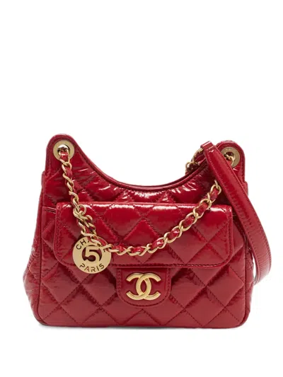 Pre-owned Chanel Small Wavy Cc Quilted Hobo Bag In Red