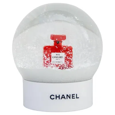 Pre-owned Chanel Snow Globe Red  Number 5 In White