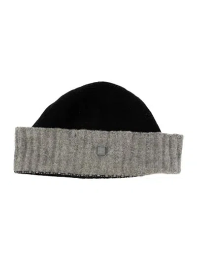 Pre-owned Chanel Sport Cc Cashmere Beanie In Multi