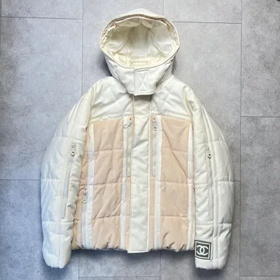 Pre-owned Chanel Sports Ski Puffer Jacket In White