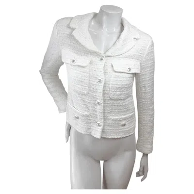 Pre-owned Chanel Spring 2022 Ivory Bouclé Tweed Cc Button Jacket In White