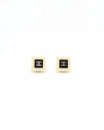 Pre-owned Chanel Square Pearl Coco Mark Earrings In Black