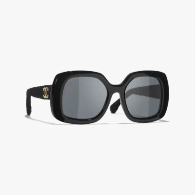 Chanel Square Sunglasses In Black
