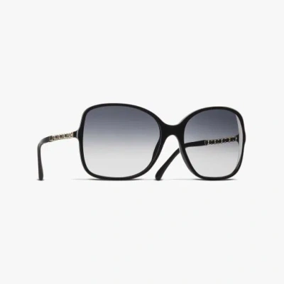 Chanel Square Sunglasses In Black