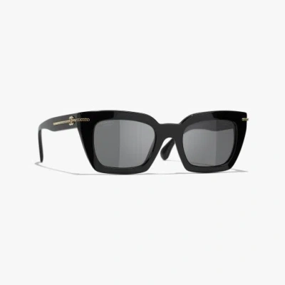 Chanel Square Sunglasses In Black