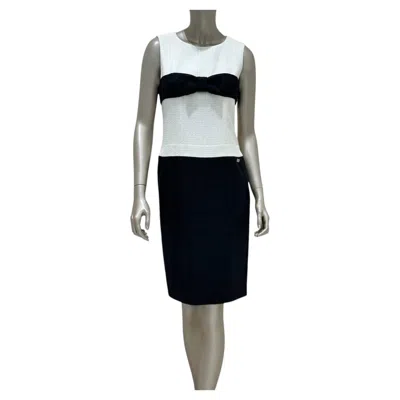 Pre-owned Chanel S/s 2009 Black & White Tweed Bow Dress Sz.38