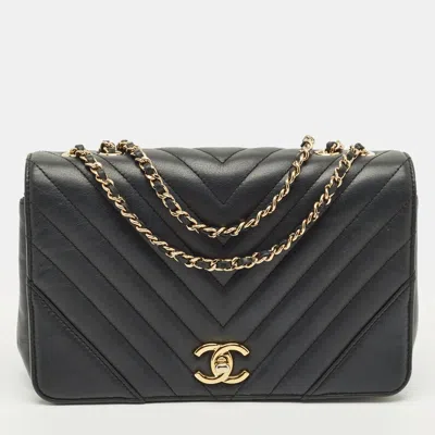 Pre-owned Chanel Statement Medium Black Chevron Leather Flap Bag