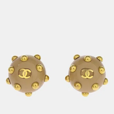 Pre-owned Chanel Studded Button Earrings Clip-on Gold Beige