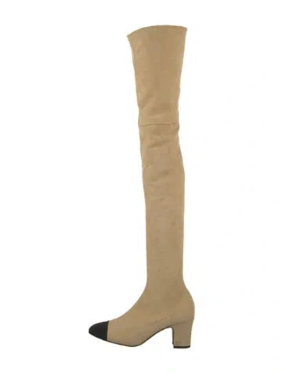 Pre-owned Chanel Suede Boots In Neutral