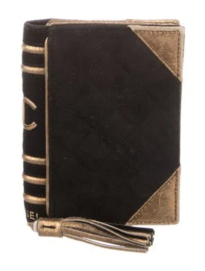 Pre-owned Chanel Suede Cc Book Clutch In Black