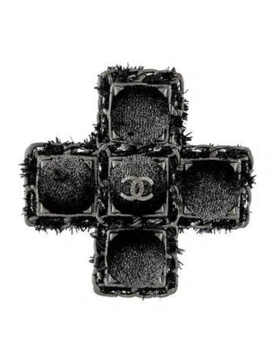Pre-owned Chanel Suede Cc Brooch In Multi