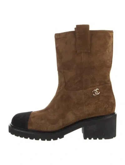Pre-owned Chanel Suede Colorblock Pattern Moto Boots In Brown