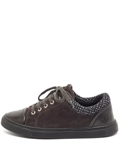 Pre-owned Chanel Suede Low-top Sneakers