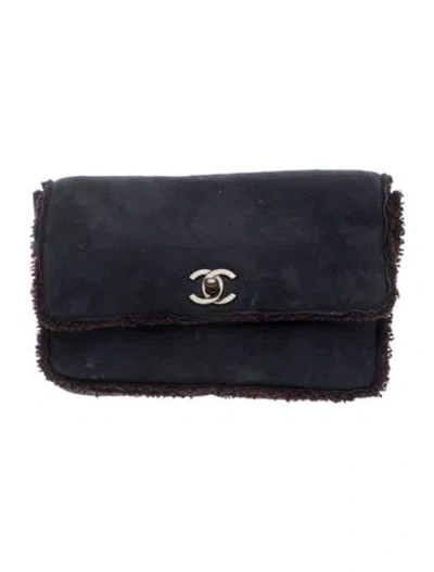 Pre-owned Chanel Suede Shearling Flap Clutch In Blue