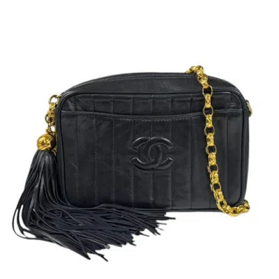 Pre-owned Chanel Suede Shoulder Bag () In Black