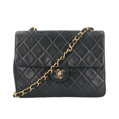 Pre-owned Chanel Suede Shoulder Bag () In Black