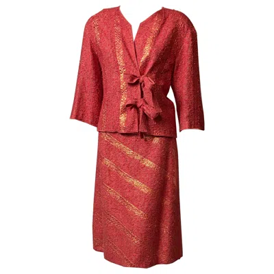 Pre-owned Chanel Suit Coral Boucle With Vertical And Diagonal Gold Metallic Bands 1999p In Red