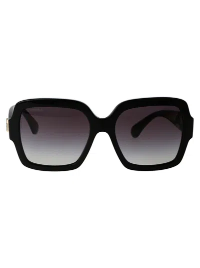 Pre-owned Chanel Sunglasses In 1403s6 Black