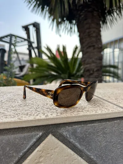 Pre-owned Chanel Sunglasses 5009 Brown Vintage
