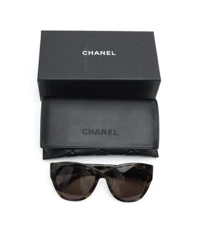 Pre-owned Chanel Sunglasses In Brown