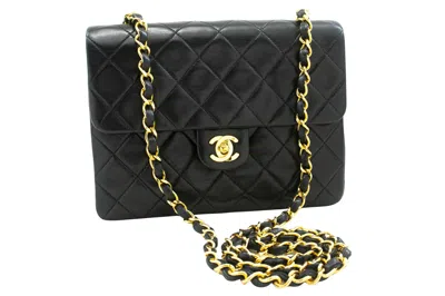 Pre-owned Chanel Timeless Black Leather Shoulder Bag ()