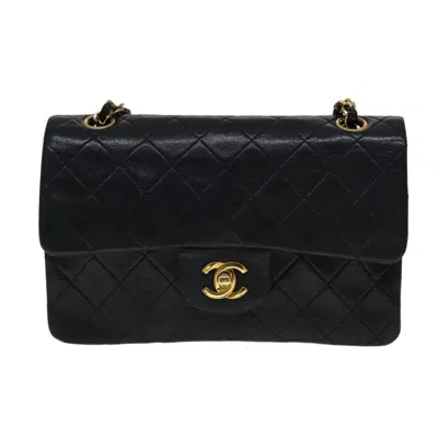 Pre-owned Chanel Timeless Black Leather Shoulder Bag ()