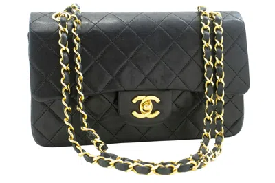 Pre-owned Chanel Timeless Black Leather Shoulder Bag ()
