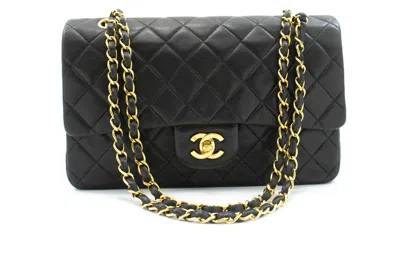 Pre-owned Chanel Timeless Leather Shoulder Bag () In Black