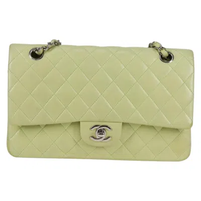 Pre-owned Chanel Timeless/classique Green Leather Shoulder Bag ()