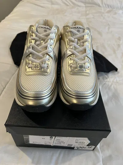 Pre-owned Chanel Trainers Shoes In White/gold