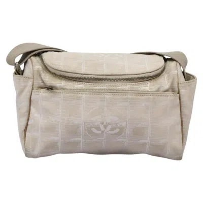 Pre-owned Chanel Travel Line Beige Nylon Shoulder Bag ()