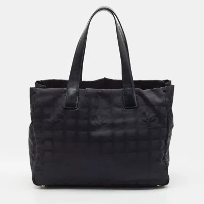 Pre-owned Chanel Travel Line Black Nylon Tote