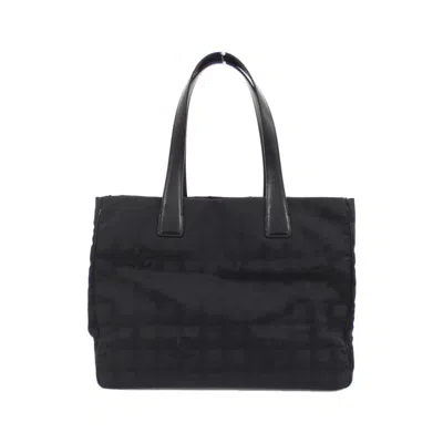 Pre-owned Chanel Travel Line Nylon Handbag () In Black