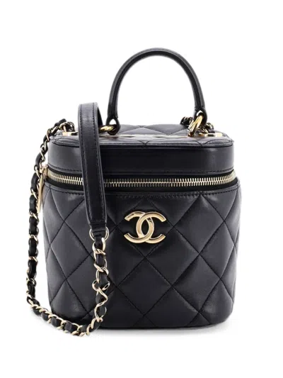 Pre-owned Chanel Trendy Cc Top Handle Vanity Case Quilted Lambskin Small Shoulder Bag In Black