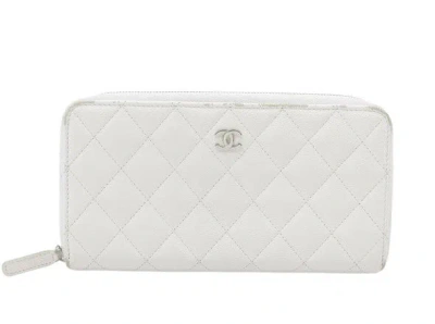 Pre-owned Chanel Trifold Flap Wallet Quilted Caviar White Leather Wallets Accessory ()
