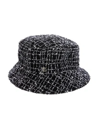 Pre-owned Chanel Tweed Cc Bucket Hat In Black