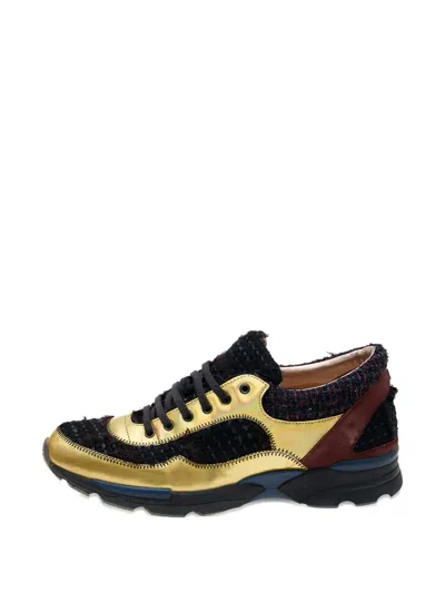 Pre-owned Chanel Tweed Cc Sneakers In Gold