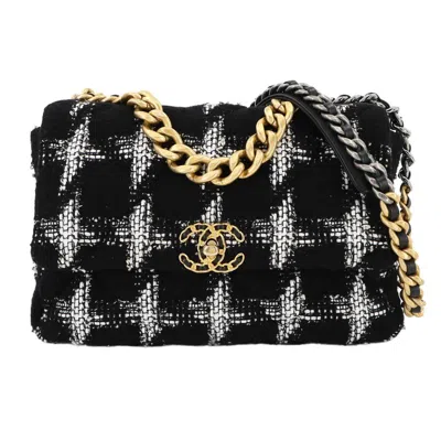 Pre-owned Chanel Tweed Handbag Shoulder Bag () In Multi