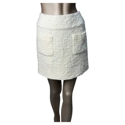 Pre-owned Chanel Tweed Ivory Mini Skirt Sz.40 In White