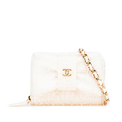Pre-owned Chanel Tweed Leather Chain/shoulder Wallet () In White