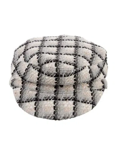 Pre-owned Chanel Tweed Newsboy Cap In Black