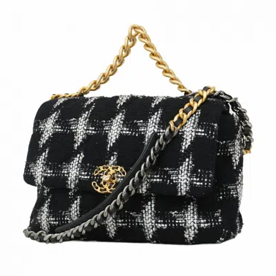 Pre-owned Chanel Tweed Shoulder Bag () In Multi