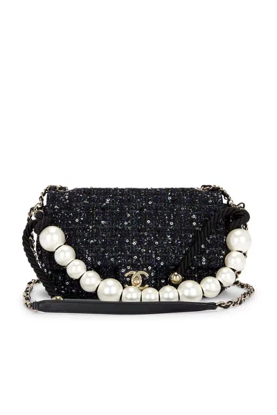 Pre-owned Chanel Tweed Small Pearl Handle Flap Bag In Navy