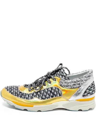 Pre-owned Chanel Tweed Sneakers